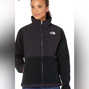 Women’s North Face Black Polartec Jacket size medium